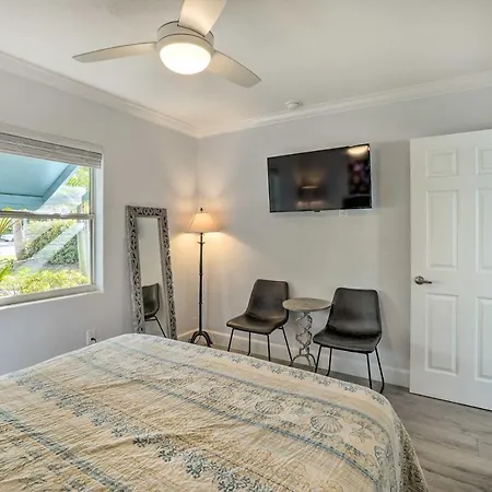 Indian Rocks Beach Duplex, Close To Beaches!